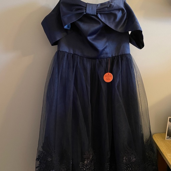 Princess short prom date style event dress! - Picture 4 of 7